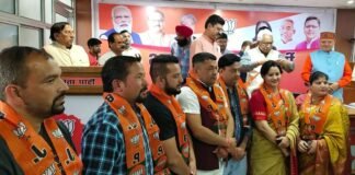 आम आदमी पार्टी के प्रदेश प्रवक्ता के सहित दर्जनों लोगों ने ली भाजपा की सदस्यता