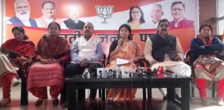 भाजपा महिला मोर्चा की राष्ट्रीय महामंत्री दीप्ति रावत ने कांग्रेस पर कसा तंज,कहा-कांग्रेस के लिए महिलाएं सिर्फ वोट बैंक