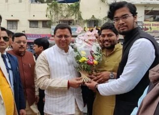 मुख्यमंत्री पुष्कर धामी ने लखनऊ में अखिल भारतीय विद्यार्थी परिषद के कार्यालय का किया भ्रमण,पुरानी यादों को किया ताज़ा