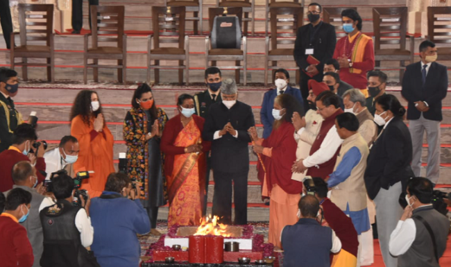 राष्ट्रपति रामनाथ कोविन्द ने परमार्थ निकेतन आश्रम ऋषिकेश में गंगा आरती में किया प्रतिभाग