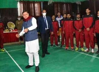 मुख्यमंत्री पुष्कर सिंह धामी ने अन्तर्विभागीय बैडमिंटन प्रतियोगिता-2021 का किया शुभारम्भ किया