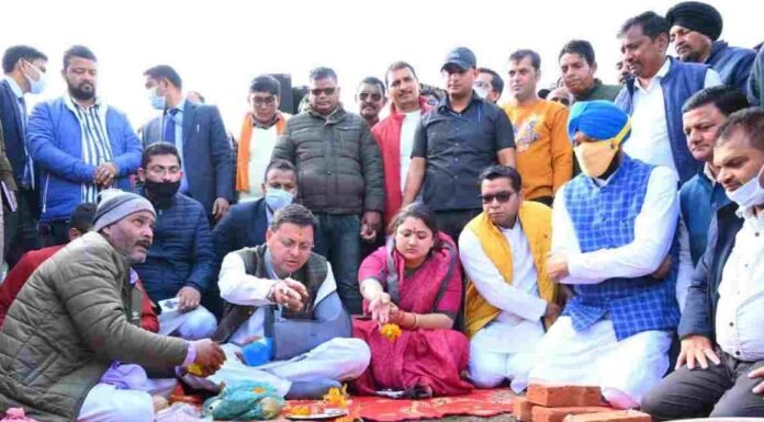 खटीमा में सीएम पुष्कर धामी ने चकरपुर स्टेडियम का भूमि पूजन एवं 7162.29 लाख की कुल 17 योजनाओं का किया शिलान्यास