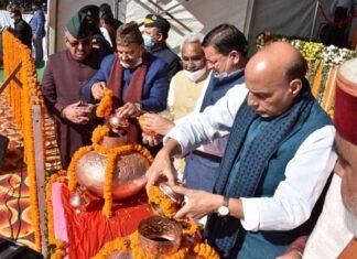 केंद्रीय रक्षा मंत्री राजनाथ सिंह और सीएम पुष्कर धामी ने किया सैन्य धाम का भूमि पूजन,63 करोड़ की लागत से बनेगा भव्य सैन्य धाम