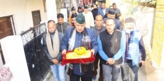 सैन्यधाम निर्माण के सैनिक कल्याण ने देहरादून के शहीद मेजर भूपेन्द्र कण्डारी,मेजर विभूति ढ़ौडियाल एवं नायक मोहन सिंह के आंगन की पवित्र माटी की एकत्र