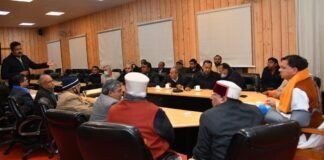 मुख्यमंत्री पुष्कर धामी से प्रदेश उद्योग व्यापार मण्डल के सदस्यों ने की भेंट,अपनी समस्याओं से कराया अवगत