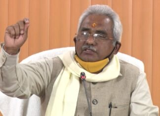 उत्तराखंड कांग्रेस के ‘चार धाम चार काम’ के नारे पर भाजपा ने साधा निशाना कहा-जो लोग उत्तराखंड को लूटने का लाइसेन्स देते पकड़े गए वह दे रहे है नारा