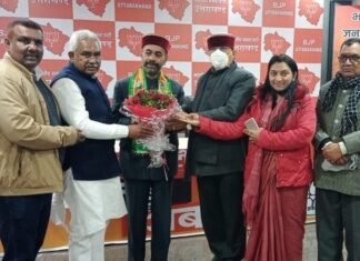 उत्तराखंड विधानसभा चुनाव-‘आप’ को छोड़ फिर भाजपा में शामिल हुए रविन्द्र जुगरान