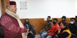 मसूरी विधानसभा में कैबिनेट मंत्री गणेश जोशी ने बैठक कर सोशल मीडिया को प्रभावी करने की कही बात