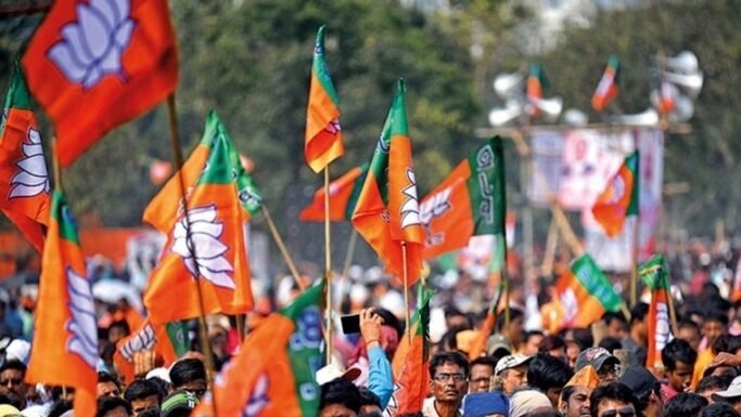 विधानसभा चुनाव-उत्तराखंड की 70 सीटों के लिए भाजपा के 800 दवेदार,पर्यवेक्षकों ने संभावित उम्मीदवारों के नाम संगठन को सौंपे