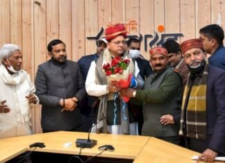 उत्तराखंड में सफाई कर्मचारियों ‘पर्यावरण मित्रों’ का मानदेय 500 रू.प्रतिदिन किये जाने की घोषणा