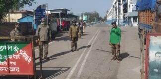 लक्ष्मणझूला-नीलकंठ कांवड़ मार्ग पर फिर धमके गजराज,पार्क प्रसाशन व पुलिस महकमे ने की कड़ी सुरक्षा व्यवस्था