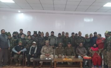 उत्तराखंड में वन महकमे में कई वरिष्ठ वनकर्मी बने डिप्टी रेंजर,स्टार लगा कर महकमे ने किया उत्साह वर्धन