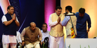 मुख्यमंत्री पुष्कर धामी गोवा के सीएम प्रमोद सावंत के शपथ ग्रहण समारोह में हुए शामिल