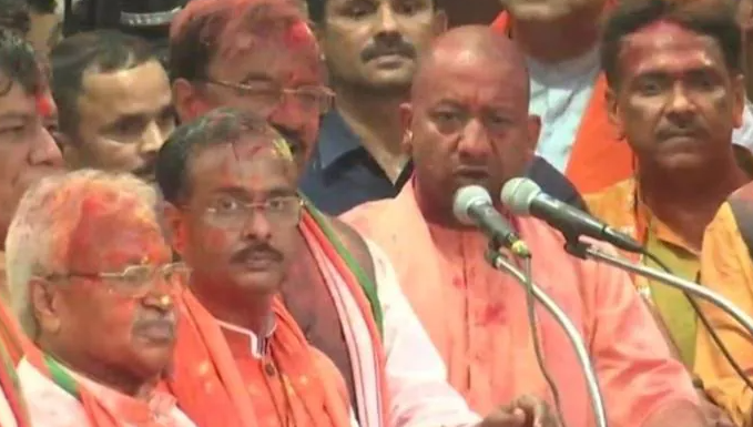 उत्तर प्रदेश में बीजेपी की ऐतिहासिक जीत,मुख्यमंत्री योगी ने प्रचंड जीत के लिए जनता का कहा शुक्रिया