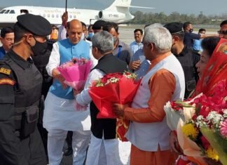 उत्तराखंड-केंद्रीय पर्यवेक्षक पहुंचे देहरादून,कुछ देर में होगा नए मुख्यमंत्री के नाम ऐलान