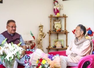 कैबिनेट मंत्री गणेश जोशी ने की पूर्व मुख्यमंत्री मेजर जनरल भुवन चन्द्र खण्डूरी से शिष्टाचार भेंट