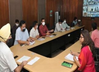 मुख्य सचिव ने राष्ट्रीय राजमार्गों के निर्माण एवं विकास कार्यों से जुड़ी समस्याओं को उन्नति पोर्टल पर अपलोड करने के दिए निर्देश