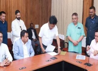 प्रवासी उत्तराखंडियों की समस्याओं के समाधान के लिये गठन किया जायेगा प्रकोष्ठ,सीएम धामी ने दिल्ली में की प्रवासी उत्तराखंडियों से भेंट