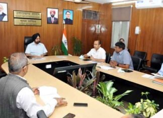 मसूरी मॉल रोड की मरम्मत और सौंदर्यीकरण कार्यों को लेकर मुख्य सचिव ने अधिकारियों के साथ की बैठक,दिए जरूरी निर्देश