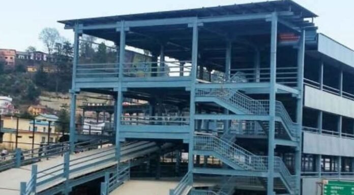 उत्तराखंड में विकसित होंगे नए पार्किंग क्षेत्र,मुख्य सचिव ने जिलाधिकारियों को दिए जरूरी निर्देश