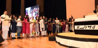 मुख्यमंत्री पुष्कर धामी पतंजलि योगपीठ में आयोजित श्री राम कथा में हुए शामिल