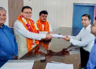 चंपावत उपचुनाव के लिए सीएम धामी ने किया नामांकन कहा-चुनाव जीतने के बाद चंपावत को बनाएंगे आदर्श विधानसभा