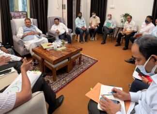 उत्तर भारत के सैनिक,युद्ध स्मारकों को अध्ययन कर लौटी टीम ने दिया सैनिक कल्याण मंत्री को प्रस्तुतीकरण