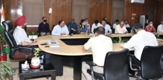 मुख्य सचिव ने चारधाम यात्रा को सुव्यवस्थित और सुचारू रूप से संचालन के लिए जिलाधिकारियों को व्यवस्थाएं सुनिश्चित करने के दिए निर्देश