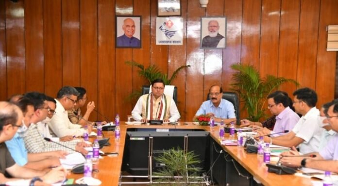 उत्तराखंड में वनाग्नि को रोकने के लिए महिला मंगल दल,युवक मंगल दल,स्वयं सहायता समूहों एवं आपदा मित्रों से भी लिया जाएगा सहयोग