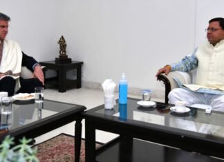 मुख्यमंत्री पुष्कर धामी से कनाडा के उच्चायुक्त ने की भेंट,विभिन्न क्षेत्रों में निवेश की संभावनाओं पर की चर्चा