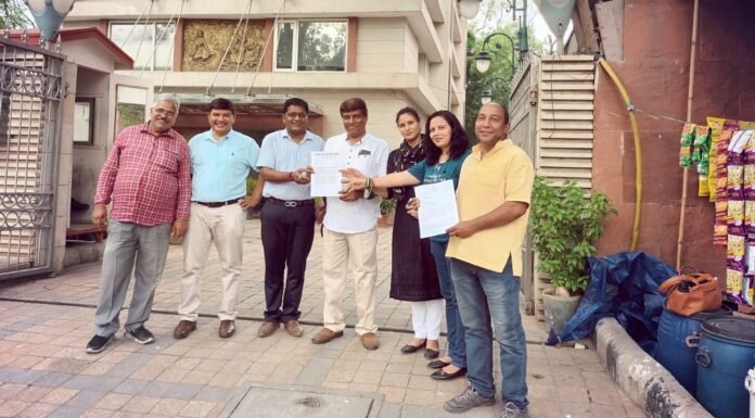 भू कानून संघर्ष समिति दिल्ली एनसीआर ने उत्तराखंड की जल जंगल-जमीन और परिवेश को बचाने के लिए स्थानिक आयुक्त को सौंपा ज्ञापन