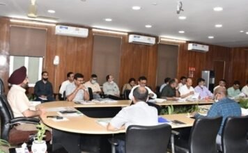 उत्तराखंड में किसानों को बाजार उपलब्ध करवाएगी सरकार,फसलों की नई वैरायटी भी होगी विकसित,मुख्य सचिव ने खाद्य सुरक्षा मिशन कार्यकारी समिति की बैठक में दिए निर्देश