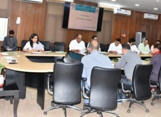 मुख्य सचिव ने ली फूड सेफ्टी एण्ड ड्रग एडमिनिस्ट्रेशन की पहली बैठक,खाद्य पदार्थों में मिलावट को रोकने के लिए कड़े कदम उठाने के दिए निर्देश