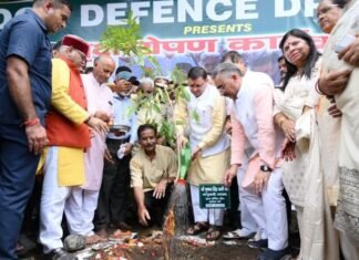 मुख्यमंत्री पुष्कर धामी ने नगर निगम देहरादून द्वारा आयोजित वृक्षारोपण कार्यक्रम में किया प्रतिभाग