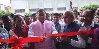 मुख्यमंत्री पुष्कर धामी ने रुड़की में किय,गोल्ड प्लस ग्लास फैक्ट्री,शुभारम्भ कहा-उत्तराखण्ड में उद्योगों के लिये सबसे अनुकूल वातावरण