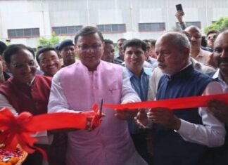 मुख्यमंत्री पुष्कर धामी ने रुड़की में किय,गोल्ड प्लस ग्लास फैक्ट्री,शुभारम्भ कहा-उत्तराखण्ड में उद्योगों के लिये सबसे अनुकूल वातावरण
