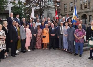 ऋतु खंडूड़ी ने उत्तराखंड की ब्रह्मकमल पहाड़ी टोपी को कनाडा में दी पहचान