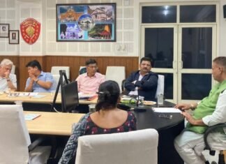 सैनिक कल्याण मंत्री गणेश जोशी ने की सैन्यधाम निर्माण कार्यों की प्रगति की समीक्षा,कार्यदाई संस्था को दिन-रात कार्य करने के दिए निर्देश