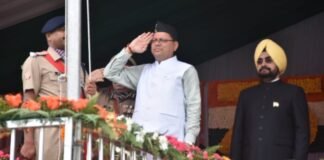 स्वतंत्रता की 75वीं वर्षगांठ पर सीएम धामी ने परेड ग्राउण्ड देहरादून में राज्य के मुख्य कार्यक्रम में किया ध्वजारोहण,गिनाई सरकार की उपलब्धियां
