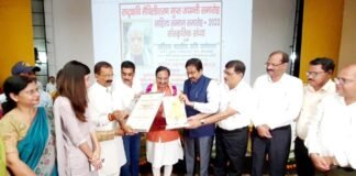 पूर्व शिक्षा मंत्री एवं साहित्यकार डॉ.रमेश पोखरियाल ‘निशंक’ राष्ट्रकवि मैथिलीशरण गुप्त साहित्य सम्मान से सम्मानित