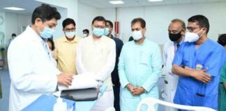 मुख्यमंत्री पुष्कर धामी ने एम्स ऋषिकेश के क्रिटिकल केयर यूनिट में भर्ती रुड़की एसडीएम संगीता कनौजिया का जाना हाल चाल