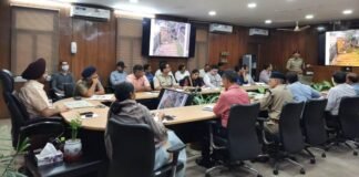 देहरादून शहर में ट्रैफिक समस्या दूर करने के संबंध में मुख्य सचिव ने ली बैठक,अधिकारियों को दिए 3 ई,एजुकेशन,एनफोर्समेंट और इंजीनियरिंग पर फोकस करने के निर्देश