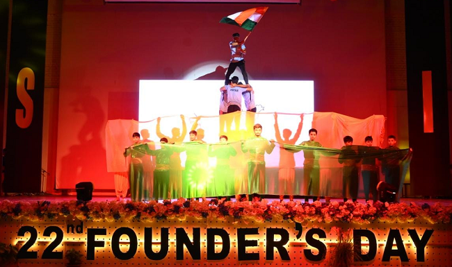 देहरादून स्थित दि इण्डियन पब्लिक स्कूल के 22वें स्थापना दिवस समारोह में शामिल हुए सीएम धामी कहा-अच्छी शिक्षा से ही अच्छे भविष्य का होता है निर्माण