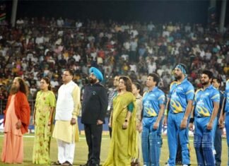 देहरादून में चल रही रोड़ सेफ्टी वर्ल्ड सीरीज देखने पहुंचे राज्यपाल लेफ्टिनेंट जनरल गुरमीत सिंह (से.नि.) और मुख्यमंत्री पुष्कर सिंह धामी