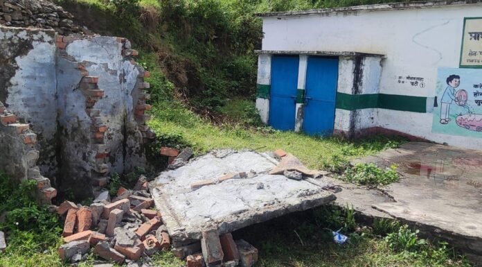 चंपावत में राजकीय प्राथमिक विद्यालय में शौचालय की छत गिरने से हुई छात्रा की मौत की मजिस्ट्रियल जांच के आदेश
