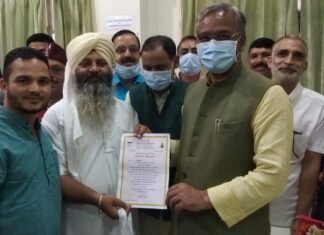 पूर्व सीएम त्रिवेंद्र ने प्रधानमंत्री मोदी के जन्मदिन पर रक्तदान शिविर में किया प्रतिभाग