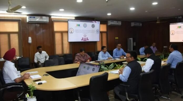 उत्तराखंडः-मुख्य सचिव की अध्यक्षता में हुई कौशल विकास विभाग की समीक्षा बैठक,डॉ.संधु ने कहा-बच्चों की रुचि के अनुरूप किया जाए कौशल विकास