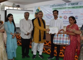 उत्तराखंडः-गाँधी जयंती के उपलक्ष्य में आयोजित स्वच्छता पखवाड़ा कार्यक्रम में शामिल हुई विधानसभा अध्यक्ष ऋतु खंडूडी कहा-पर्यावरण संरक्षण के लिए जनभागीदारी जरूरी