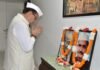 उत्तराखंडः-महात्मा गांधी एवं पूर्व प्रधानमंत्री लाल बहादुर शास्त्री की जयंती पर सीएम धामी ने उनकी मूर्ति पर माल्यार्पण कर दी श्रद्धांजलि