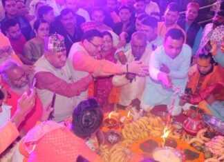 उत्तराखंडः-टपकेश्वर महादेव मंदिर में आयोजित कार्यक्रम में शामिल हुए हंस फाउंडेशन के प्रेणास्रोत माताश्री मंगला जी-भोले जी महाराज,सीएम धामी और कैबिनेट मंत्री गणेश जोशी